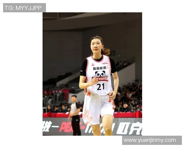 中国女篮新任主帅寄望17岁天才姚明接班人韩旭共创辉煌