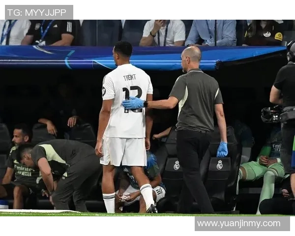 皇马与拜仁激战正酣赛果揭晓引发球迷热议与期待